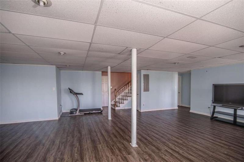 Image for property 22 Coventry Drive, Rome, GA 30161