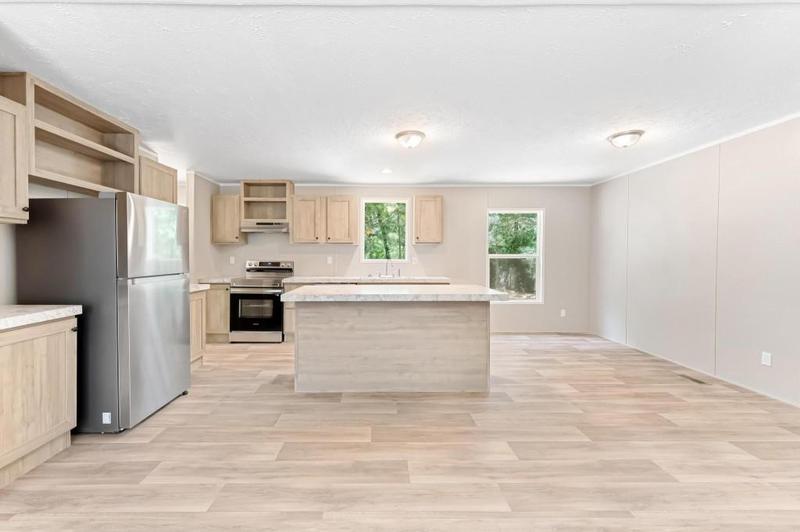 Image for property 55 Project Street, Colbert, GA 30628