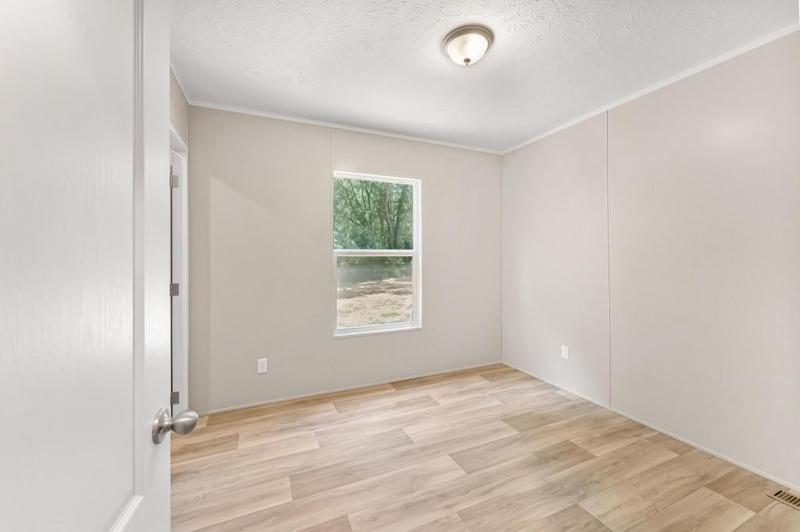 Image for property 55 Project Street, Colbert, GA 30628