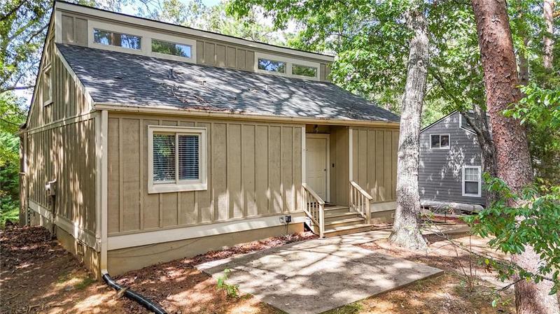 Image for property 137 NARROWS Loop, Waleska, GA 30183