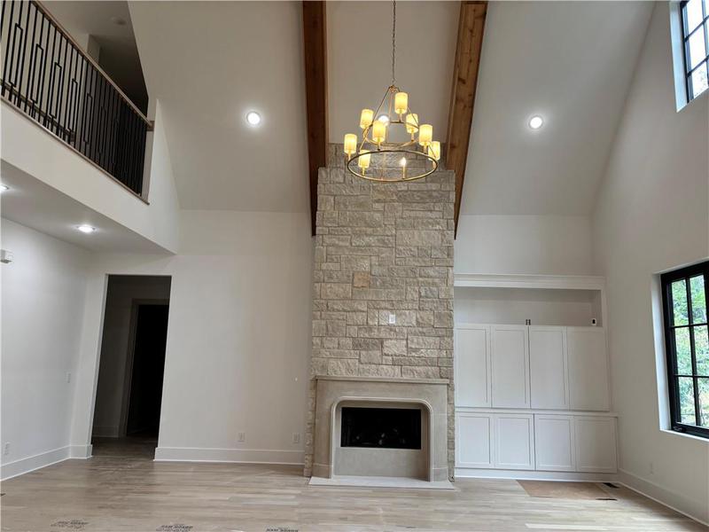 Image for property 180 Thompson Place, Roswell, GA 30075