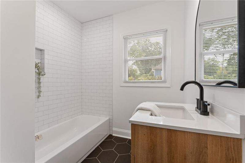 Image for property 1215 Richland Road, Atlanta, GA 30310