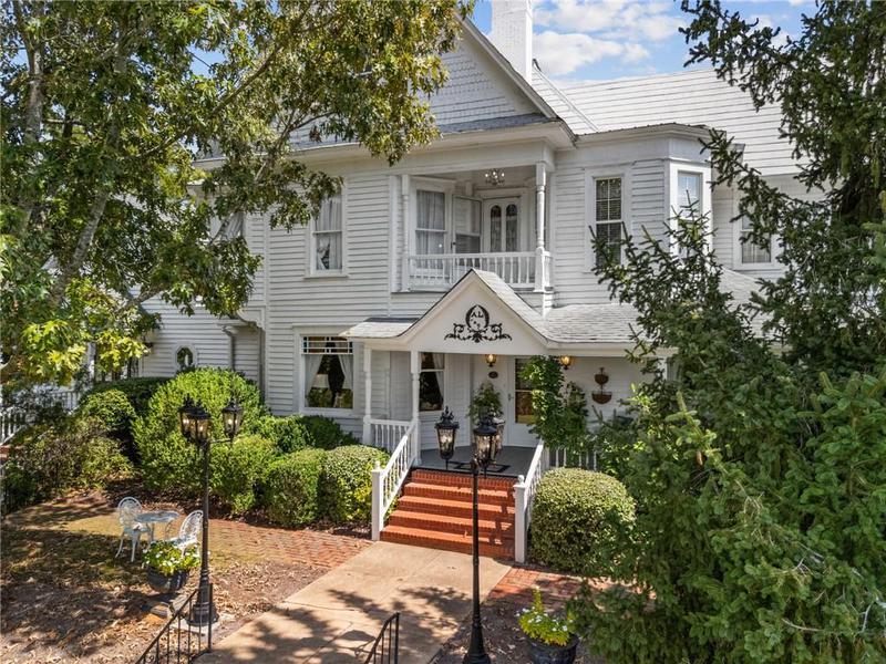 Image for property 115 Main Street, Adairsville, GA 30103