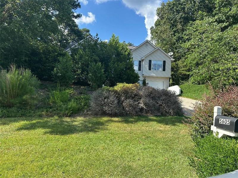 Image for property 5605 SHADEWATER Drive, Cumming, GA 30041