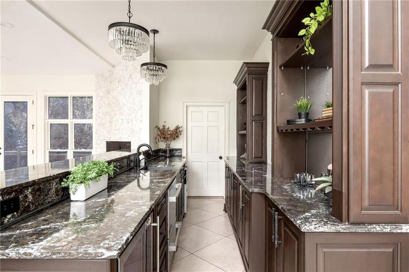 Image for property 3511 Roxboro Road, Atlanta, GA 30326