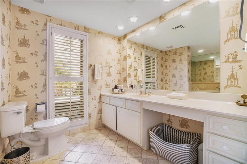 Image for property 2769 Peachtree Road 6, Atlanta, GA 30305