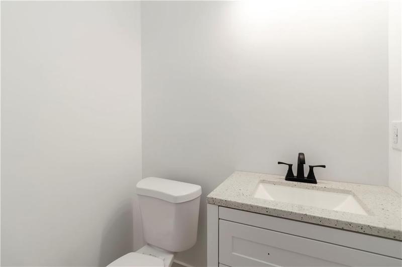 Image for property 2884 Thompson Circle, Decatur, GA 30034