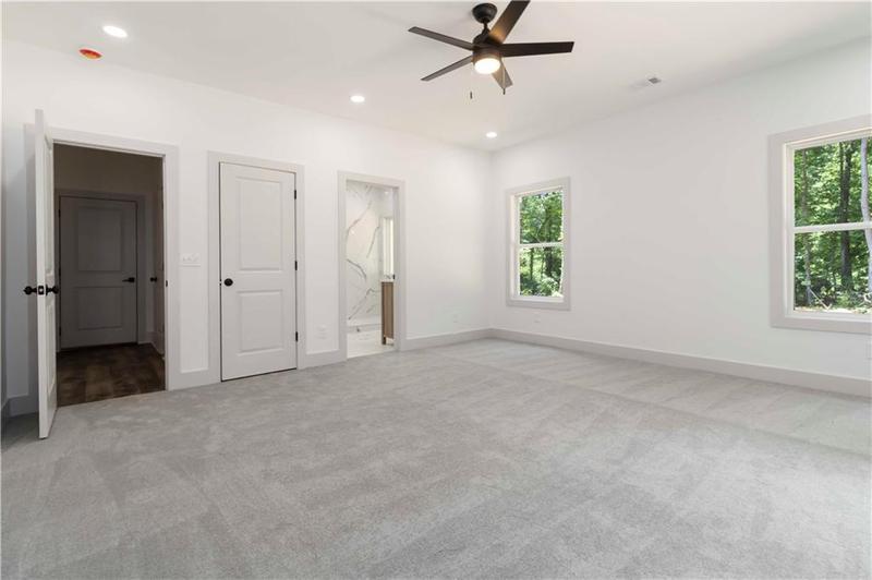 Image for property 2884 Thompson Circle, Decatur, GA 30034
