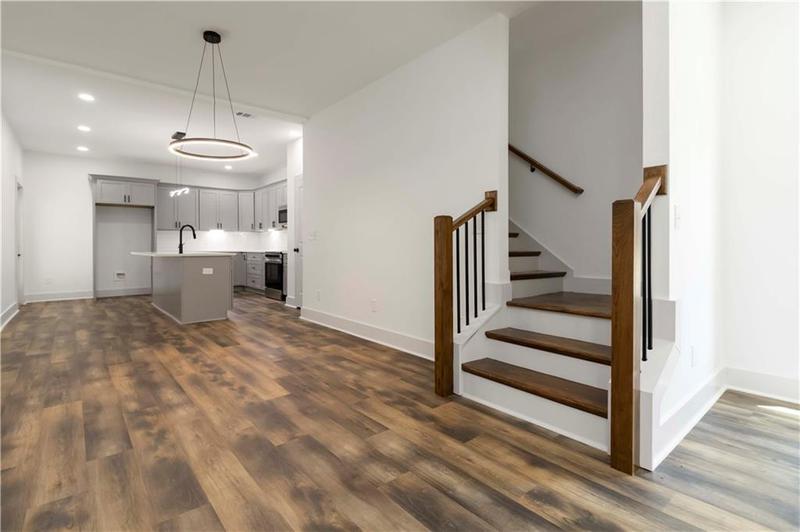 Image for property 2884 Thompson Circle, Decatur, GA 30034