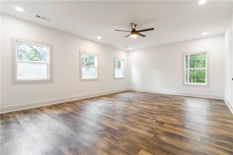 Image for property 2884 Thompson Circle, Decatur, GA 30034