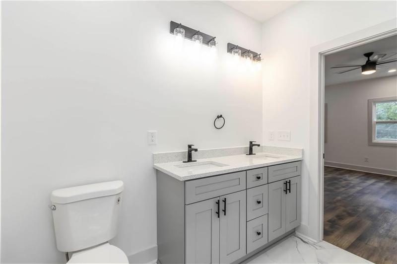 Image for property 2884 Thompson Circle, Decatur, GA 30034