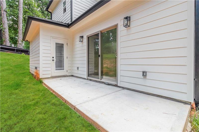 Image for property 2884 Thompson Circle, Decatur, GA 30034