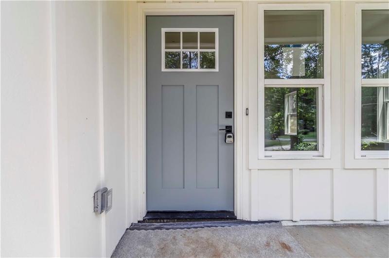 Image for property 2884 Thompson Circle, Decatur, GA 30034