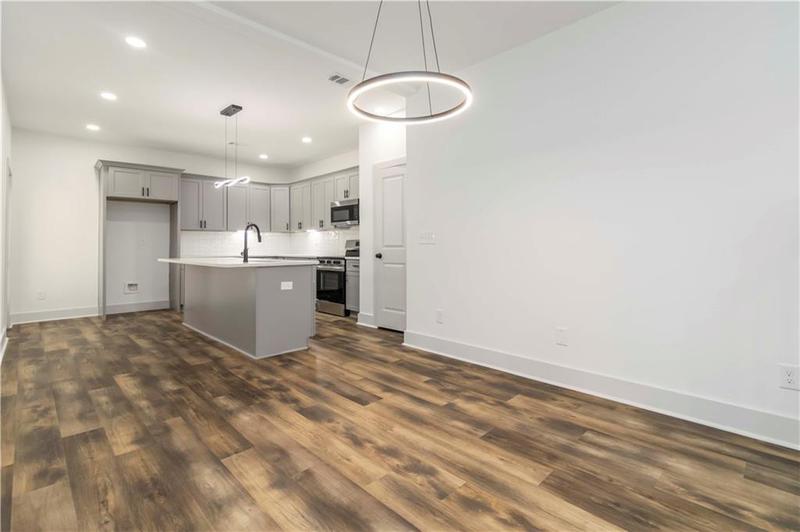 Image for property 2884 Thompson Circle, Decatur, GA 30034