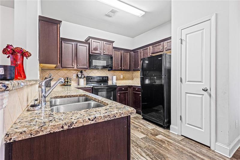Image for property 295 Sweetshrub Drive 2, Austell, GA 30168