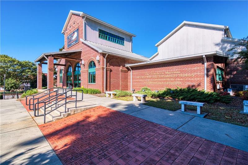 Image for property 1996 Deco Drive, Kennesaw, GA 30144