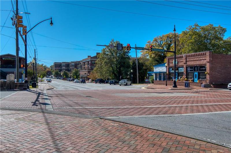 Image for property 1996 Deco Drive, Kennesaw, GA 30144