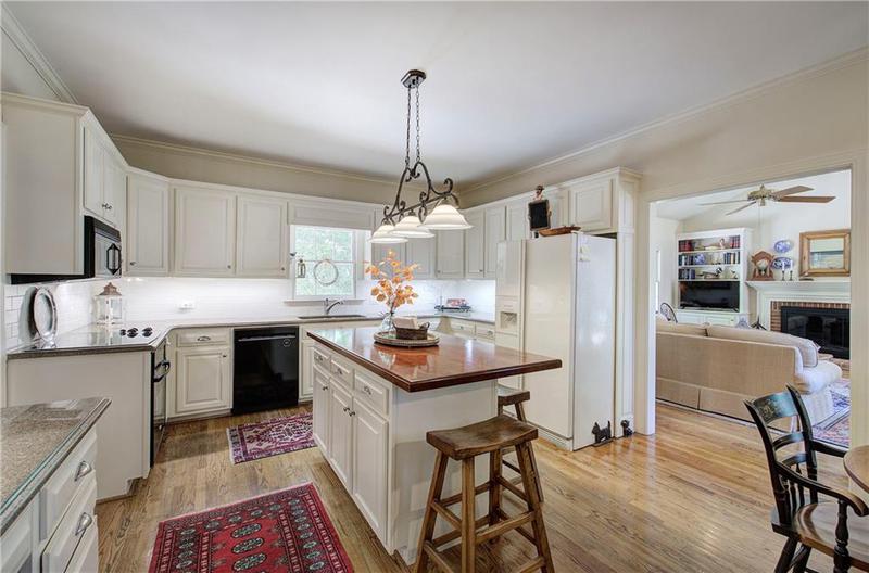 Image for property 300 Samanda Circle, Rockmart, GA 30153