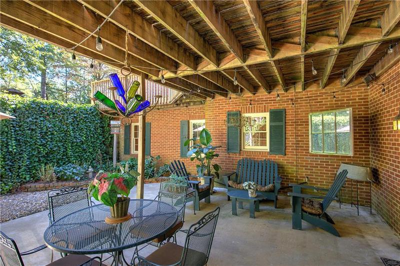 Image for property 300 Samanda Circle, Rockmart, GA 30153