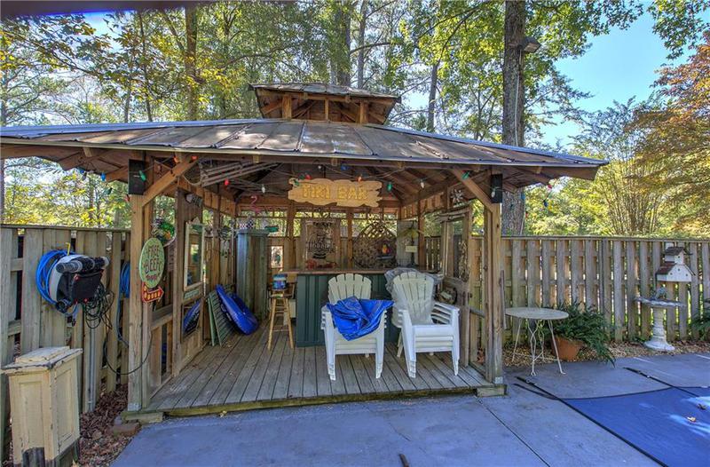 Image for property 300 Samanda Circle, Rockmart, GA 30153