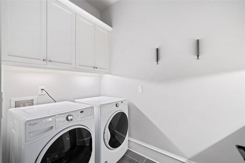 Image for property 152 Grand Crescent, Alpharetta, GA 30009