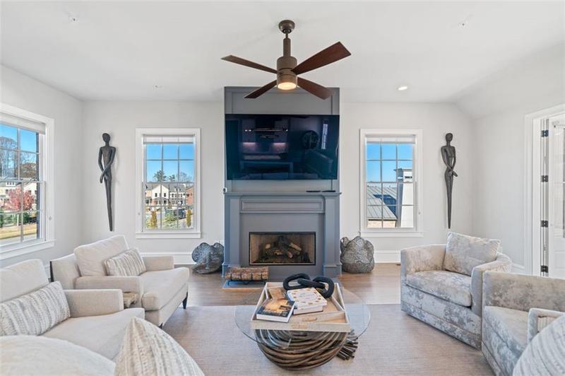 Image for property 152 Grand Crescent, Alpharetta, GA 30009