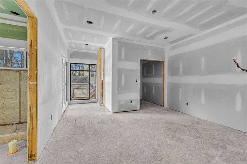 Image for property 464 GLENDALE Road, Scottdale, GA 30079
