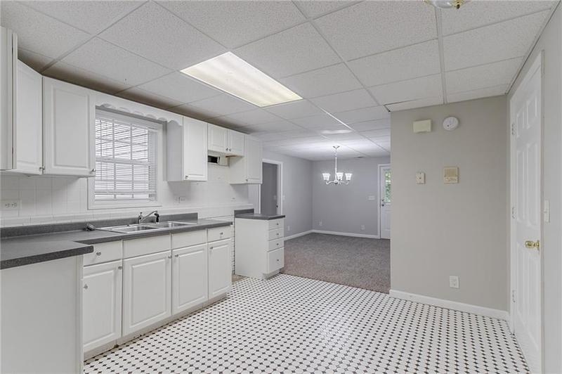 Image for property 260 Pleasant Grove Circle, Mcdonough, GA 30252