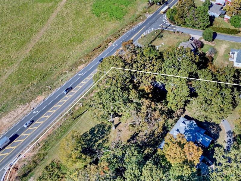Image for property 3530 Dahlonega Highway, Cumming, GA 30028