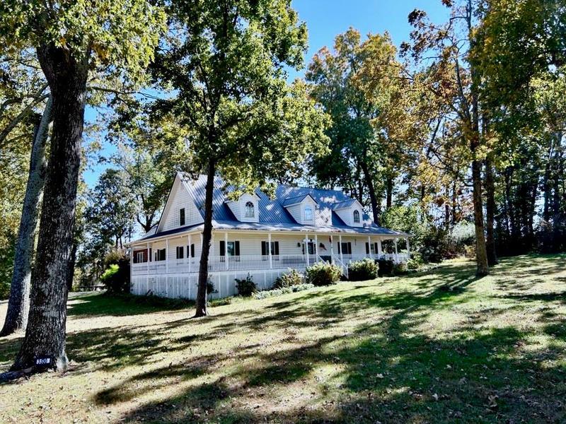 Image for property 3530 Dahlonega Highway, Cumming, GA 30028