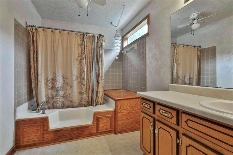 Image for property 857 June Court, Jonesboro, GA 30238