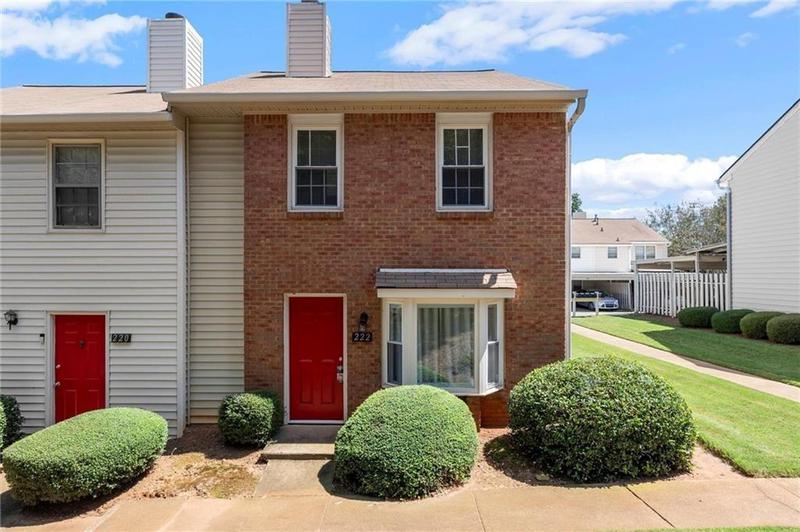 Image for property 222 Mill Creek Place, Roswell, GA 30076