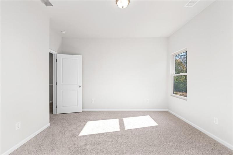 Image for property 428 10th Street, Auburn, GA 30011