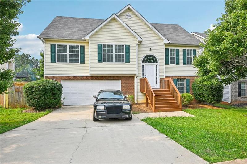 Image for property 1147 Saint Phillips Court, Locust Grove, GA 30248