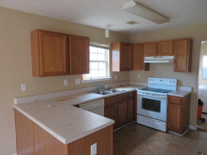 Image for property 435 Victoria Boulevard, Oxford, GA 30054