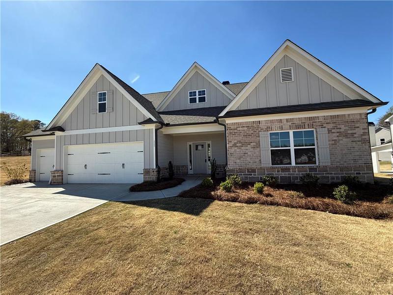 Image for property 111 Cherokee Rose Lane, Hoschton, GA 30548