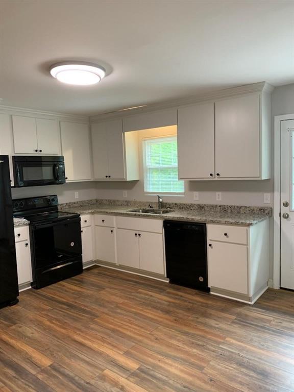Image for property 2467 Shady Grove Road, Carrollton, GA 30116