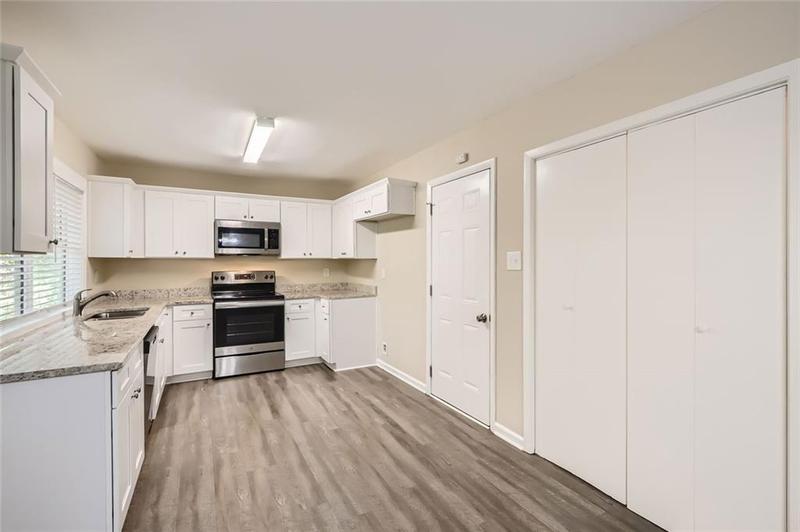 Image for property 1555 Birch Ridge Way, Stone Mountain, GA 30083