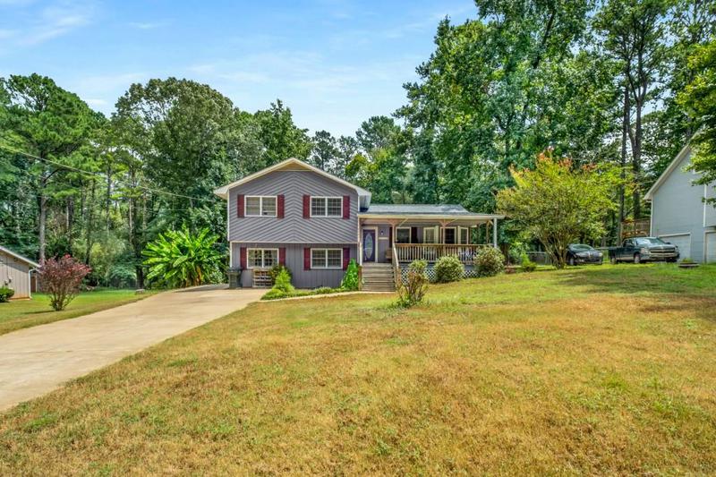 Image for property 3989 Woodland Circle, Conyers, GA 30013