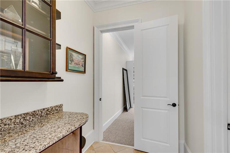 Image for property 3637 Habersham Road 46, Atlanta, GA 30305
