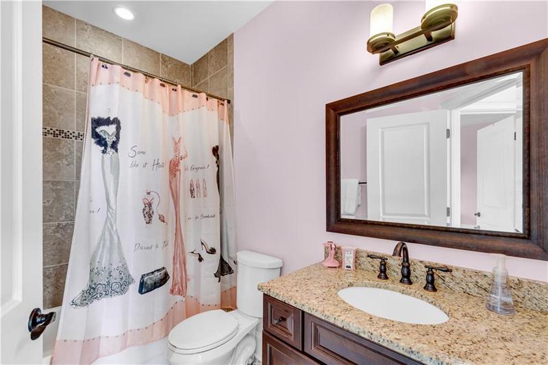 Image for property 3637 Habersham Road 46, Atlanta, GA 30305