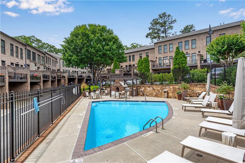 Image for property 3637 Habersham Road 46, Atlanta, GA 30305