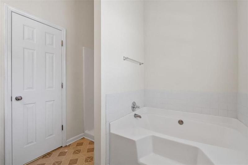 Image for property 3721 SALEM MEADOWS Drive, Lithonia, GA 30038