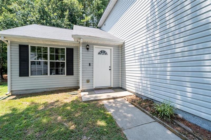 Image for property 3721 SALEM MEADOWS Drive, Lithonia, GA 30038