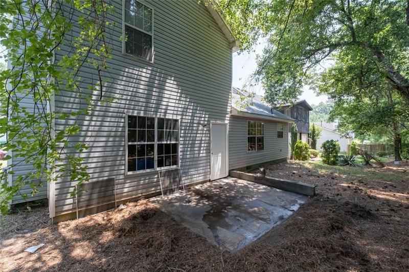 Image for property 3721 SALEM MEADOWS Drive, Lithonia, GA 30038