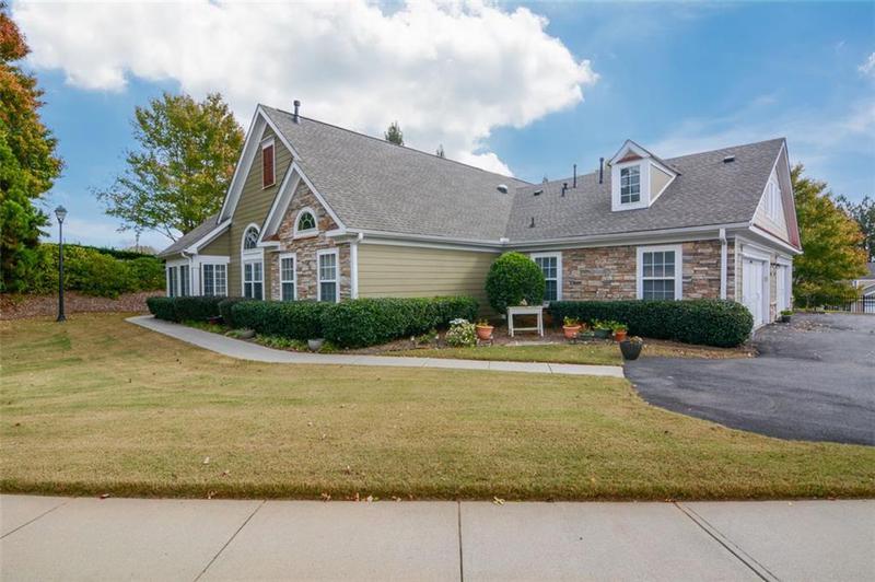 Image for property 6107 MALLOWAY Court B-6107, Cumming, GA 30041