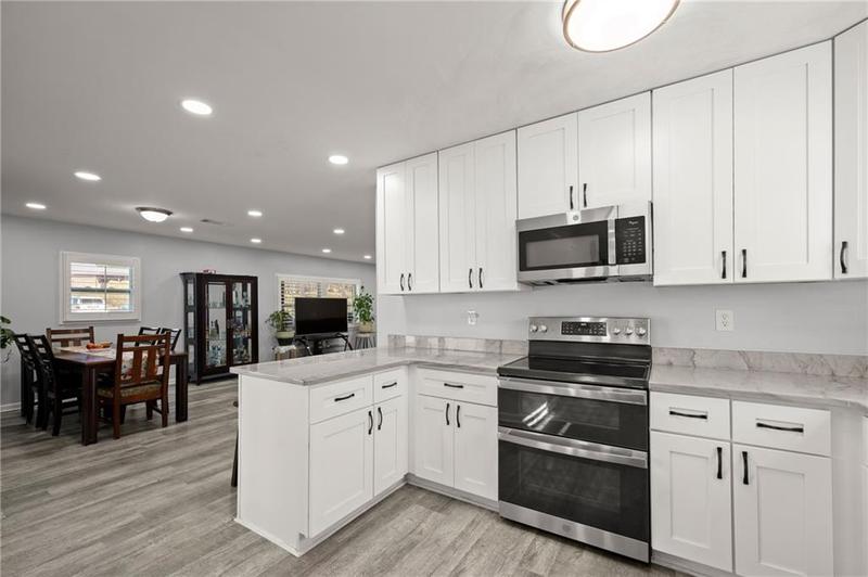 Image for property 5042 Hopewell Road, Murrayville, GA 30564