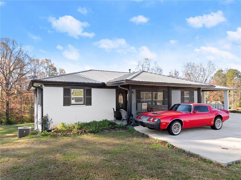 Image for property 5042 Hopewell Road, Murrayville, GA 30564