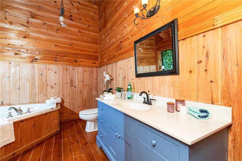 Image for property 26 Woodglen Court, Ellijay, GA 30540