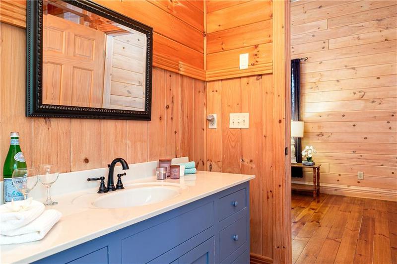 Image for property 26 Woodglen Court, Ellijay, GA 30540